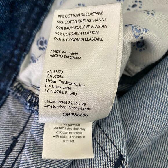 Pilcro Mid Rise Slim Boyfriend Jeans Size 32 Dark Blue Crop Casual Anthropologie - Picture 11 of 14